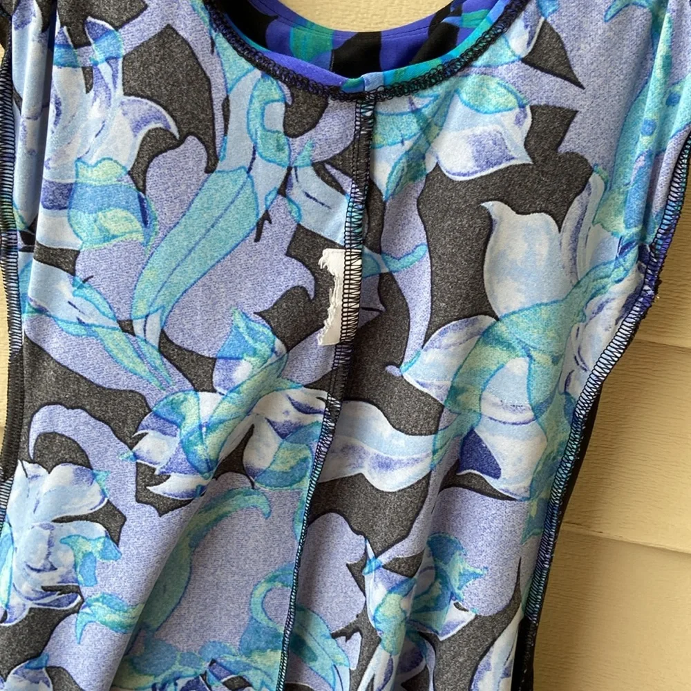 🩱Women’s Swimsuit Sz-XL Blue Floral-Tags Removed, Signs of Wear/Wash- Very Clean